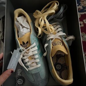 limited edition mens adidas sambas butter new york edition light blue 💧